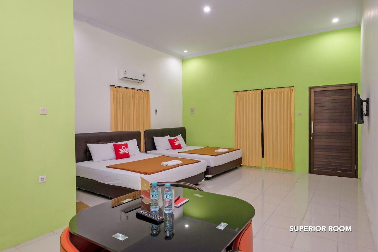 Zen Rooms B Walk Batu Malang Eksteriør bilde