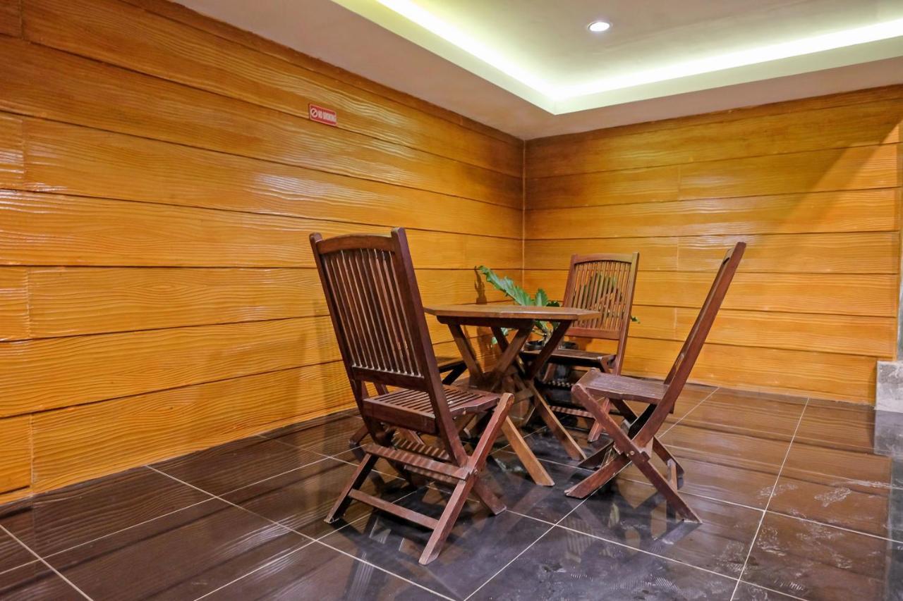 Zen Rooms B Walk Batu Malang Eksteriør bilde